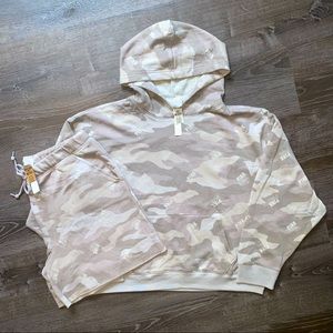 SOLD ON EBAY NWT PINK Dad Shorts & Pullover Sweatshirt Set - XL